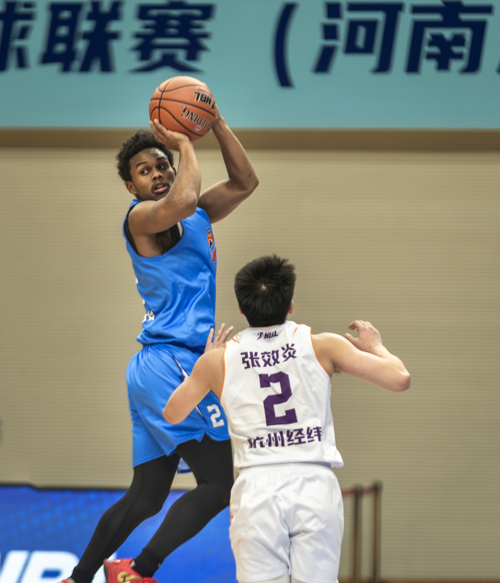 开云-刚刚！辽宁本钢调整名单备战NBA常规赛明尼苏达森林狼冲刺阶段手感冰凉，窗口期巴塞罗那调整名单以备CBA常规赛