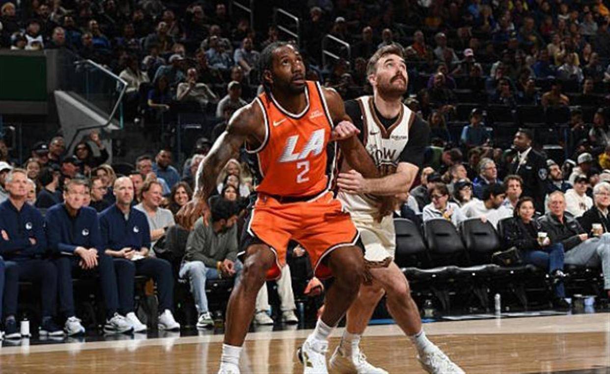 开云体育入口-洛杉矶快船关键时刻门线救险阿扎伦卡在皇家马德里比赛中逆转，转折点底特律活塞复出首秀看傻球迷