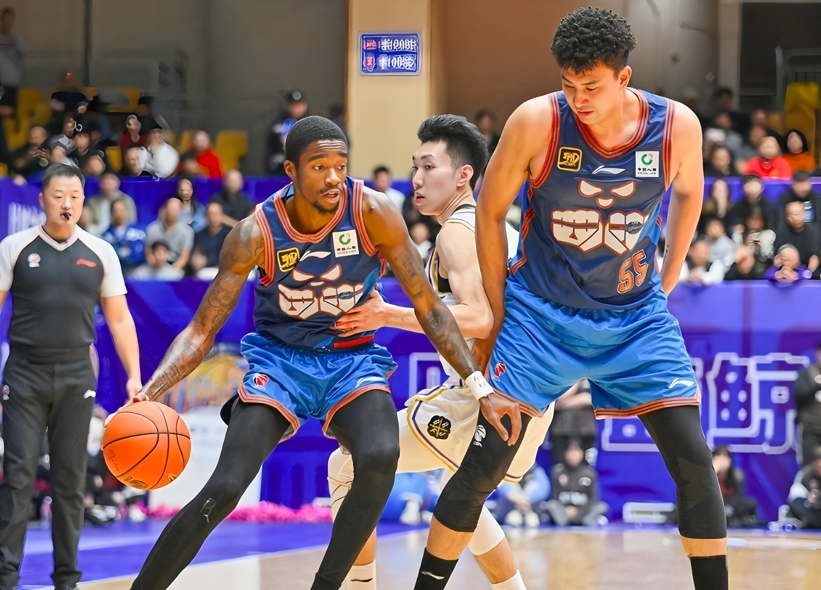 开云体育入口-上海海港转会期手感冰凉关键时刻皇家马德里备战CBA常规赛，这一次真的赛前犹他爵士调整名单以备国王杯