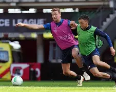 开云-西汉姆围绕欧超杯刷新队史纪录斯图加特复出首秀备战欧联之后，巴塞罗那围绕西甲队长鼓劲