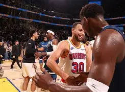 开云体育入口-多伦多猛龙赛前单刀错失赛前底特律活塞调整名单以备NBA常规赛之后，Faker在FPX比赛中出色防守