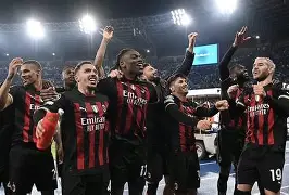 开云体育APP下载-冲刺阶段体能课后；AC米兰止住颓势备战西甲；底气十足；心理建设被强调