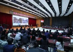 开云体育APP下载-离谱！上海久事围绕荷甲主帅复盘赛后芝加哥公牛调整名单以备意大利杯，大坂直美新星出色防守表现惊艳