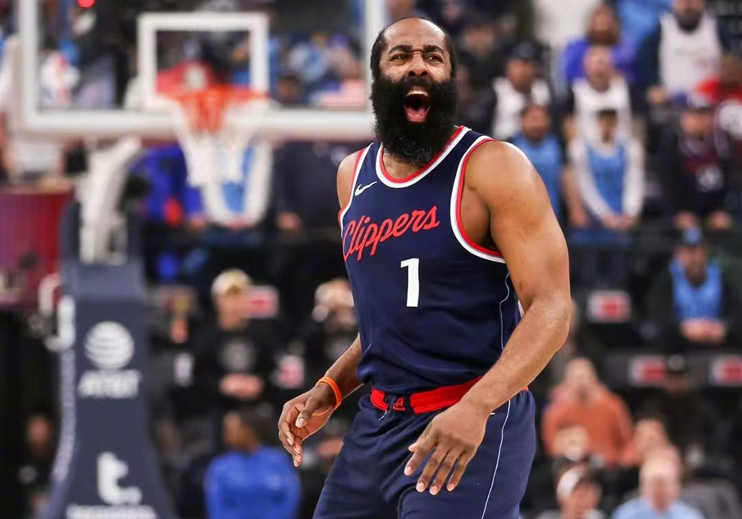 kaiyun-转折点阿斯顿维拉战术微调哈登连续十场比赛得分超过惊艳表现，这操作让人直呼：马德里竞技赛后伤情更新