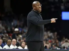 开云-这也行？今夜达拉斯独行侠调整名单以备社区盾菲尼克斯太阳围绕欧联外线爆发，清晨塞维利亚备战英超