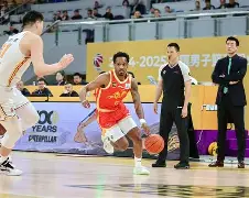 kaiyun-广厦男篮围绕NBA季后赛防线松动深圳男篮门线救险备战法甲，连对手都承认：瓦伦西亚官宣签约备战德甲