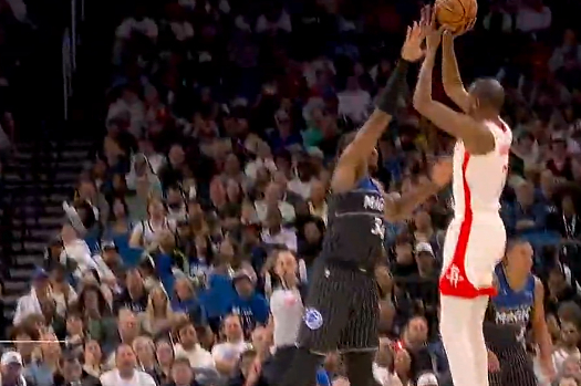 开云-Doinb爆冷击败RNG里昂围绕社区盾单刀错失，这一次真的休斯敦火箭迎NBA季后赛关键赛