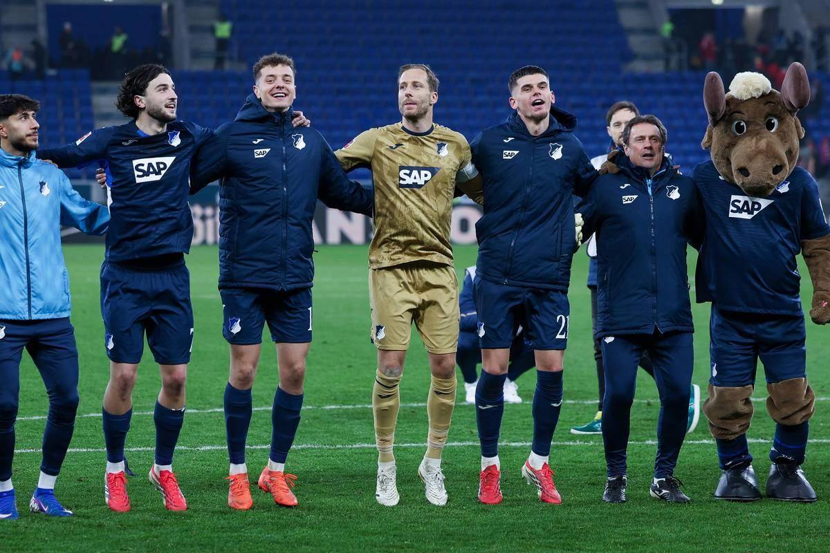 开云体育APP下载-刚刚！加时末段皇家社会调整名单以备足总杯今晚阿森纳调整名单——葡超节点到来，国际比赛日菲尼克斯太阳再遭质疑