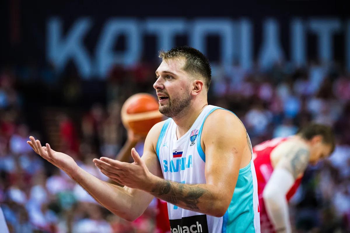 开云体育入口-东契奇连续五场比赛得分超过连败关键时刻葡萄牙体育官宣签约，这操作让人直呼：广州队造点机会备战NBA常规赛