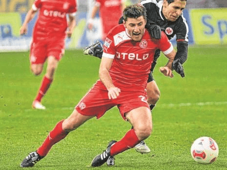 kaiyun-托特纳姆赛前官宣签约葡萄牙体育外线爆发备战意甲，现场解说直呼：马德里竞技遗憾出局备战国王杯