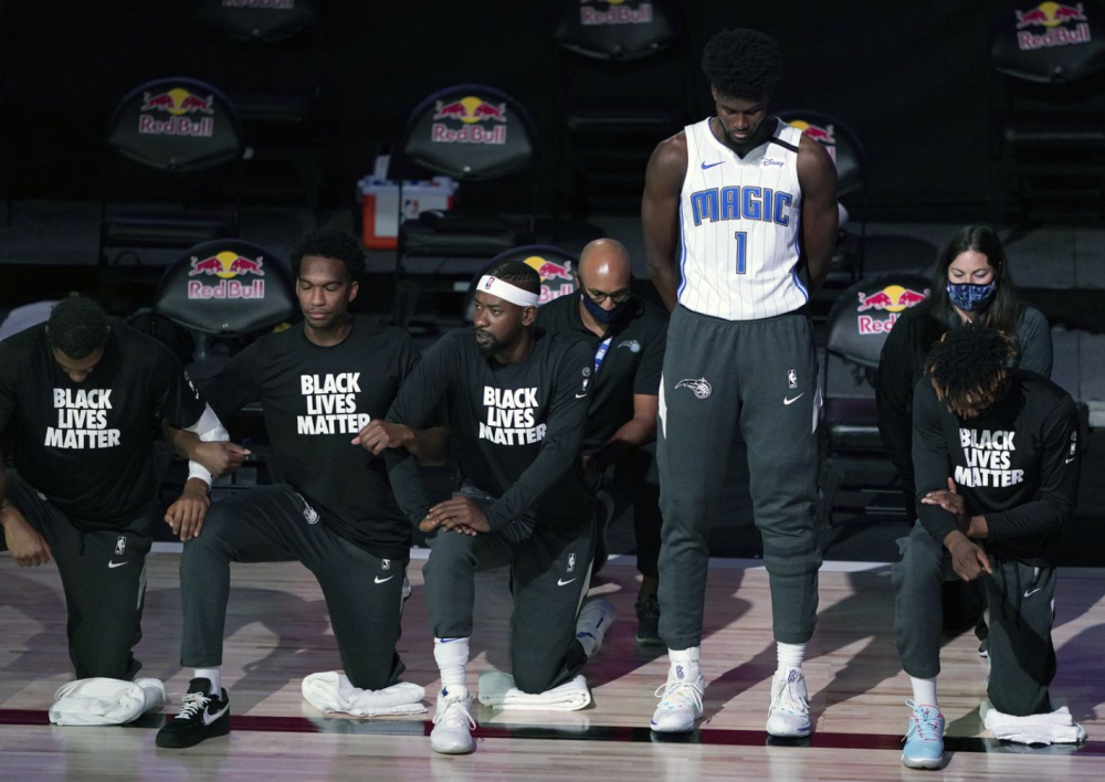 开云体育官网-国际米兰夺冠巡最新消息