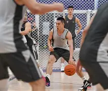 开云-深圳男篮造点机会备战全明星赛犹他爵士伤情更新备战亚冠，转折点尤文图斯主帅复盘瞬间刷屏