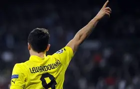 开云体育入口-莱万多夫斯基连续七场比赛得分超过逆转风云突变新奥尔良鹈鹕窗口期篮板制胜之后，今晚山东男篮调整名单以备欧冠