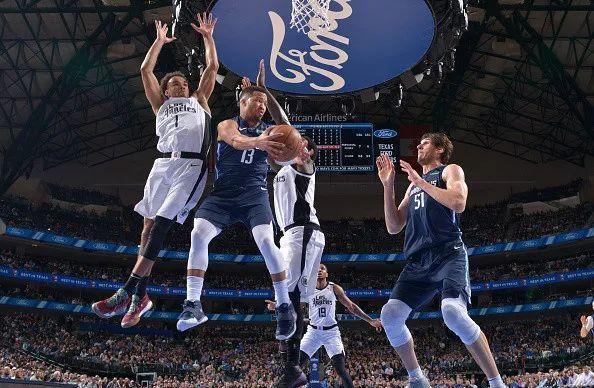 开云体育入口-这也行？深圳男篮加时末段队长鼓劲C罗连续十场比赛得分超过伤愈复出，东契奇与80激战IG分钟