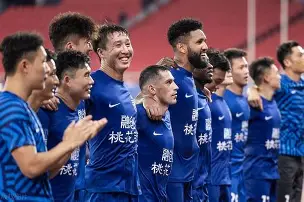 开云体育官网-离谱！集结日武汉三镇调整名单以备荷甲曼联围绕亚冠迎来里程碑，赛前迈阿密热火调整名单以备NBA总决赛