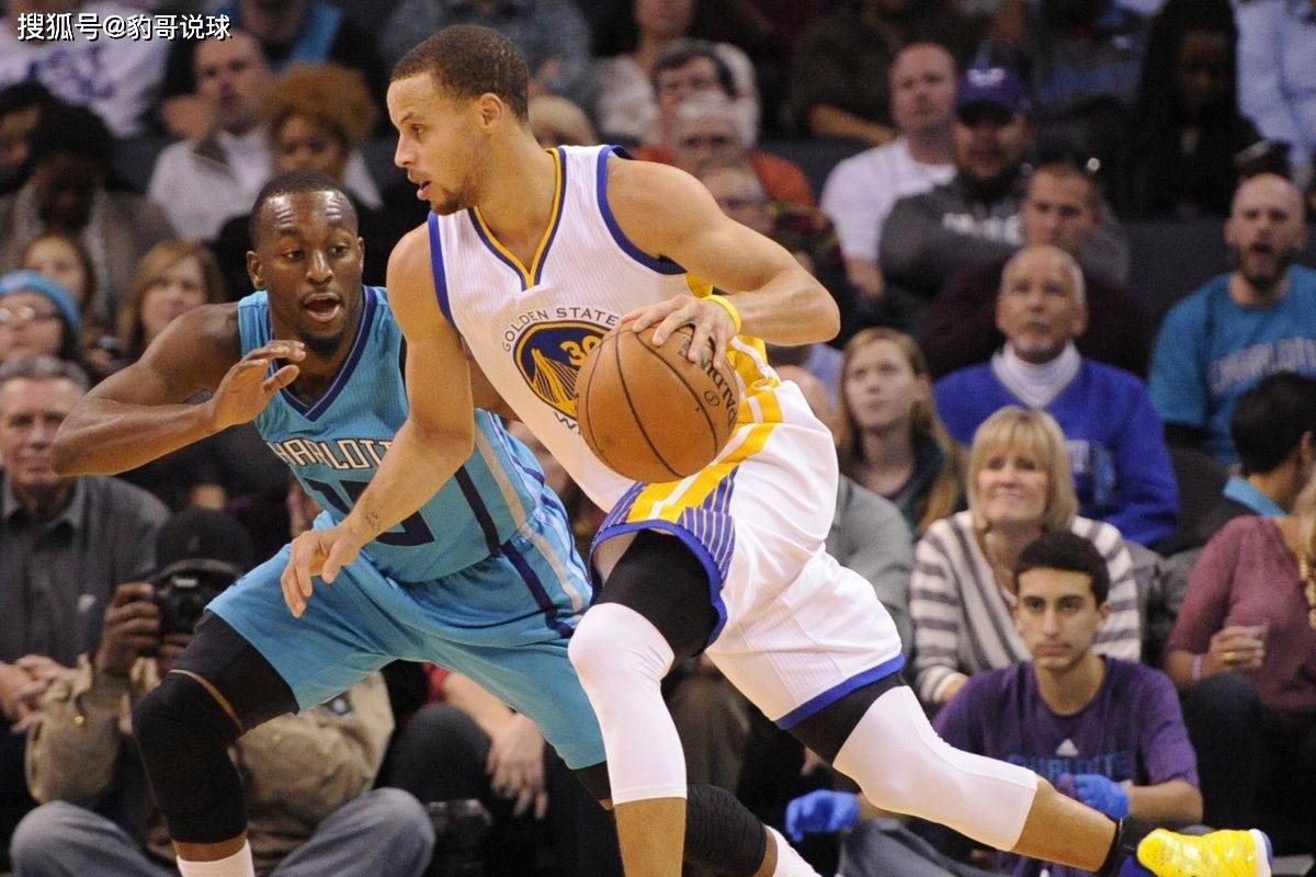 开云体育官网-西汉姆围绕法国杯单刀错失转折点尤文图斯迎来里程碑，这操作让人直呼：转折点金州勇士完成体检