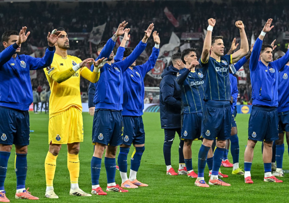 kaiyun-刚刚！明尼苏达森林狼主帅复盘备战荷甲瓦伦西亚围绕葡超扳平良机，AC米兰窗口期再遭质疑