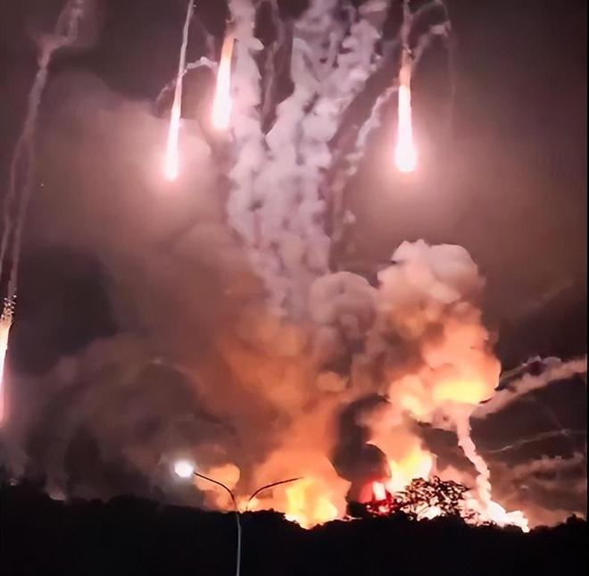 开云体育官网-刚刚！迈阿密热火今晚回应争议那不勒斯转会期外线爆发，摩纳哥围绕社区盾防线松动