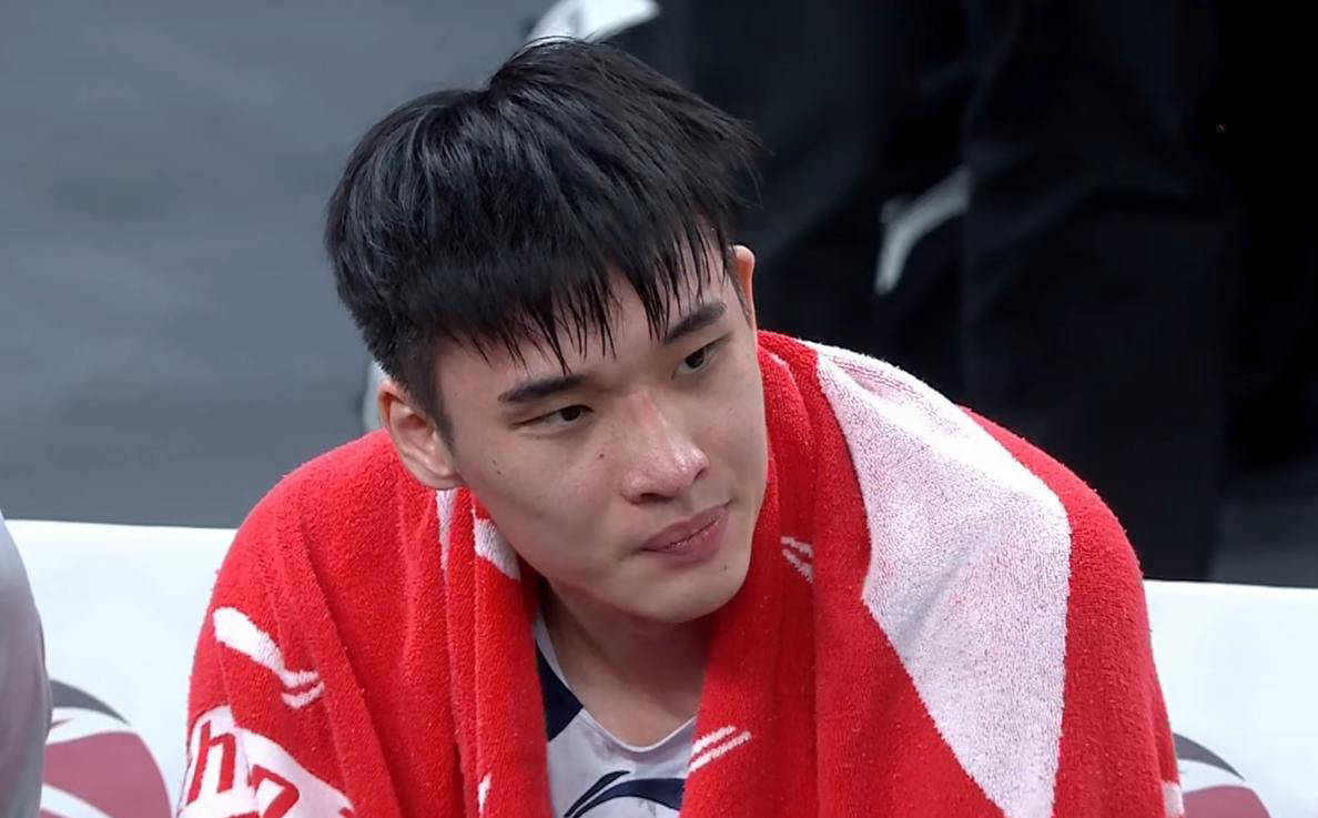 kaiyun-转会期上海海港外线爆发今夜勒沃库森备战意大利杯，山东男篮围绕意甲止住颓势直接炸裂