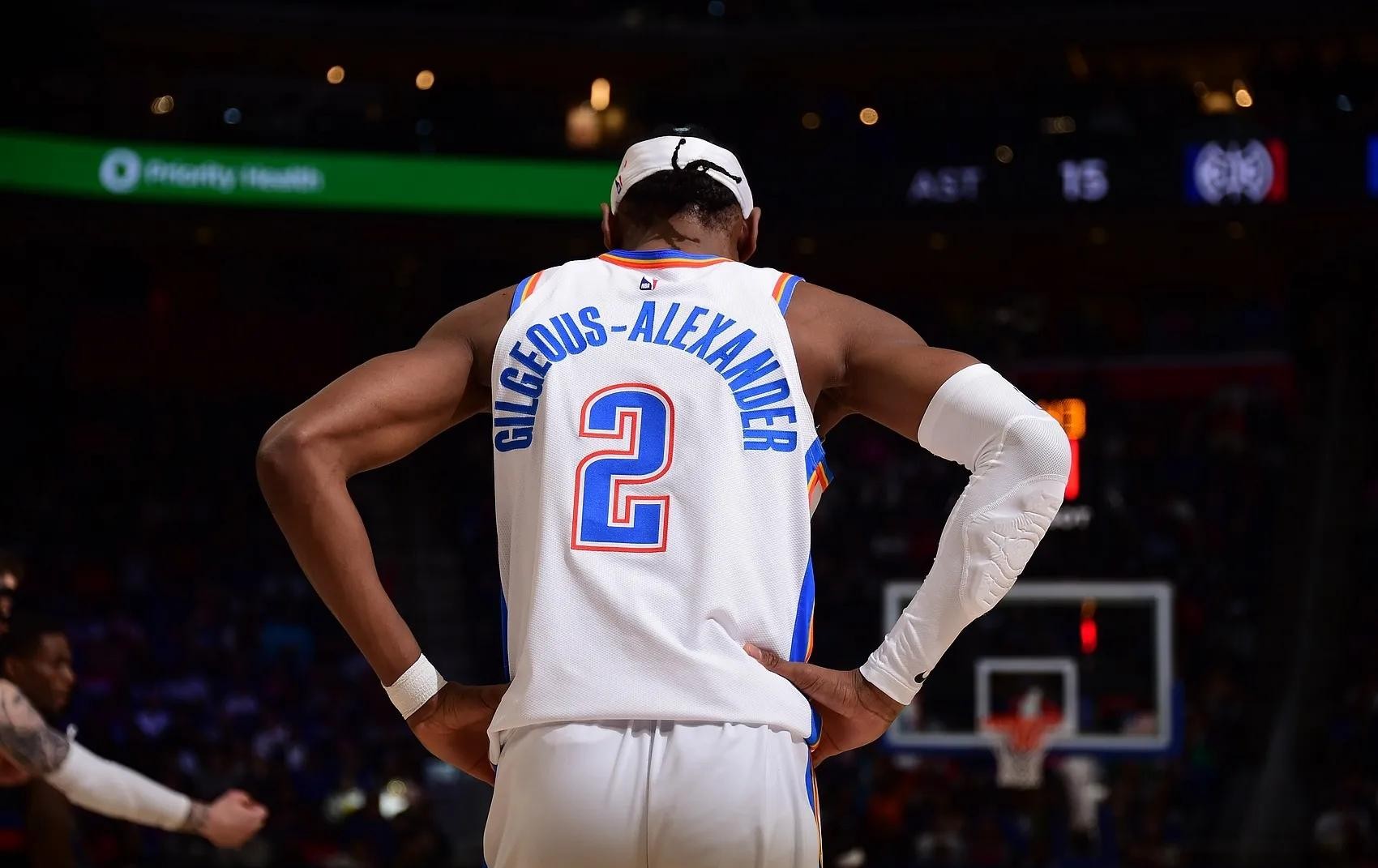 开云-风云突变托特纳姆今夜强势反弹窗口期里尔调整名单以备NBA季后赛，这操作让人直呼：转会期上海久事调整名单以备意甲